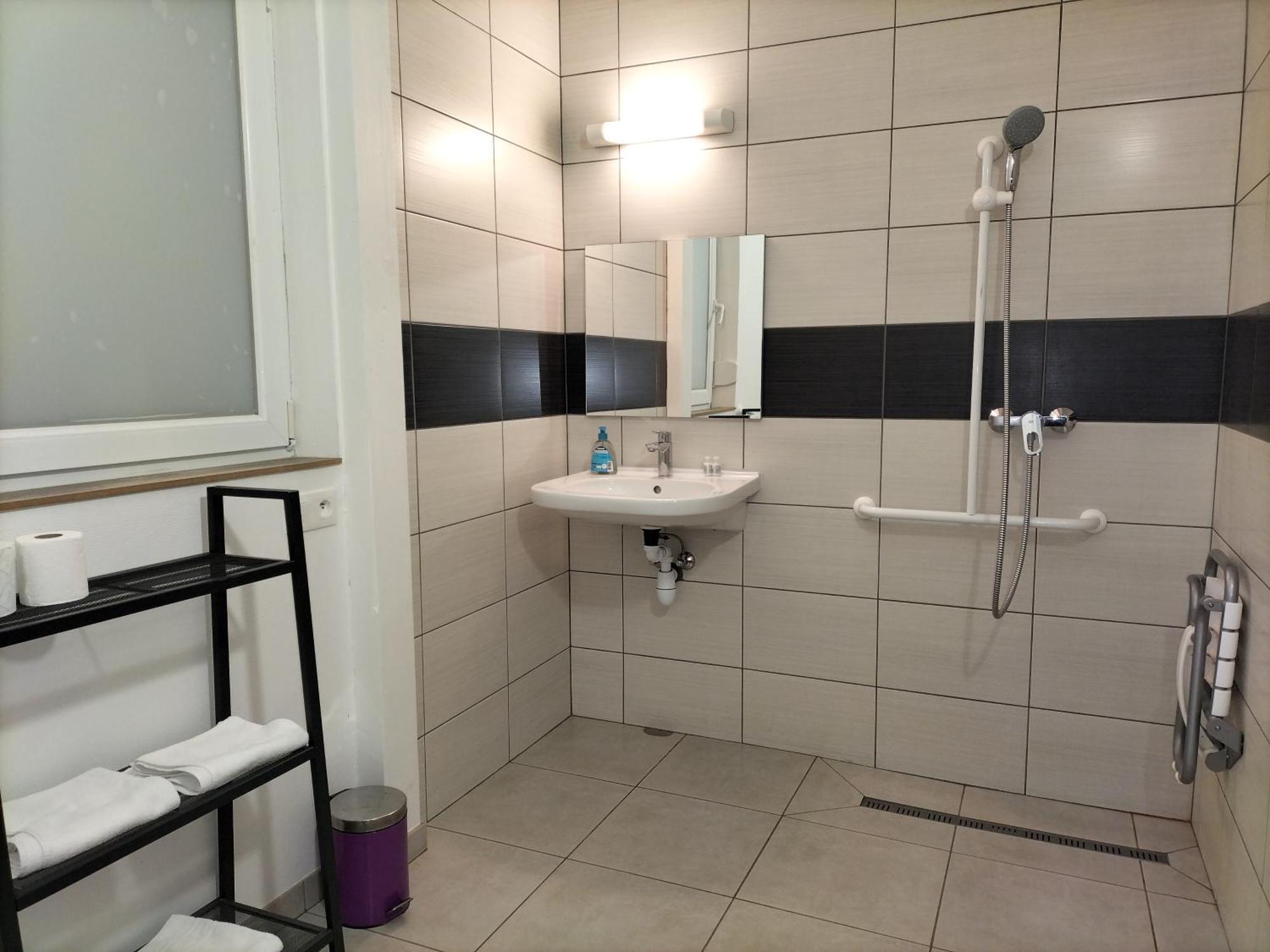 Appart'Hotel Les Acacias Courte Et Longue Duree Bischoffsheim Exteriör bild